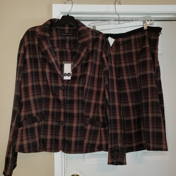 New York & Company Dresses & Skirts - New York & Company Plaid Skirt Set